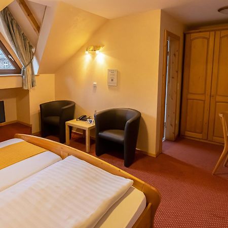 Hotel Sauerlaender Hof Willingen  Zewnętrze zdjęcie