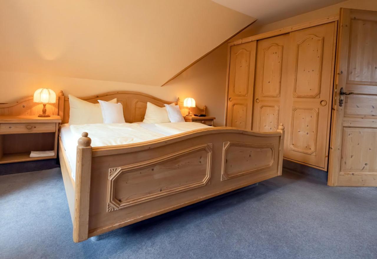 Hotel Sauerlaender Hof Willingen  Zewnętrze zdjęcie