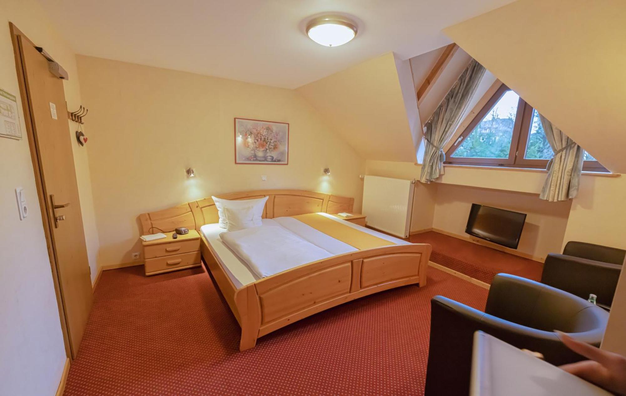 Hotel Sauerlaender Hof Willingen  Zewnętrze zdjęcie