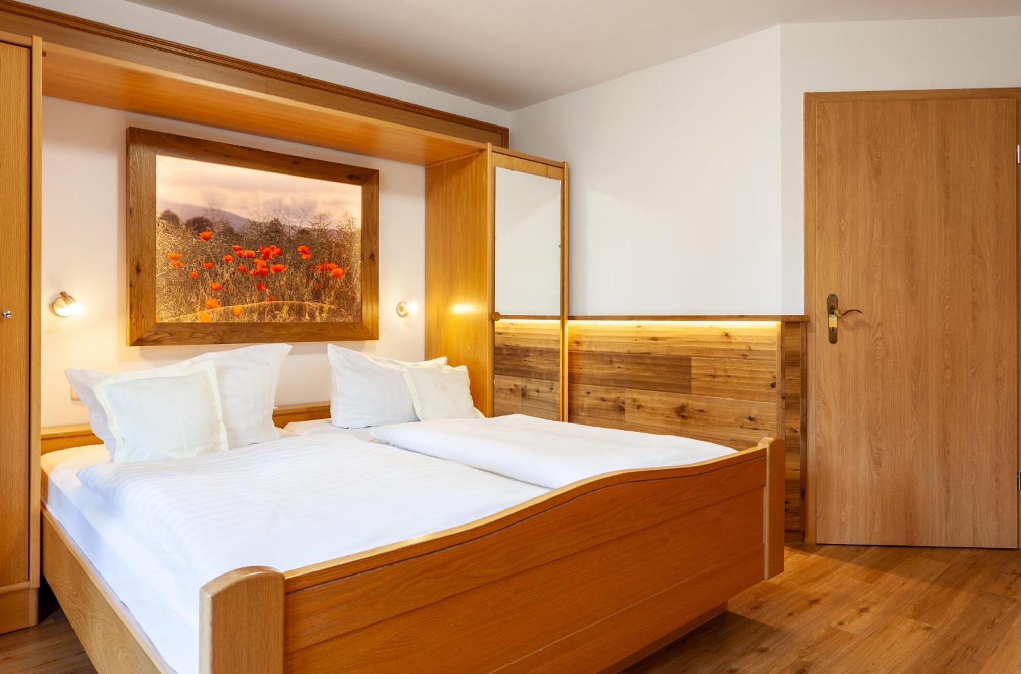 Hotel Sauerlaender Hof Willingen  Zewnętrze zdjęcie